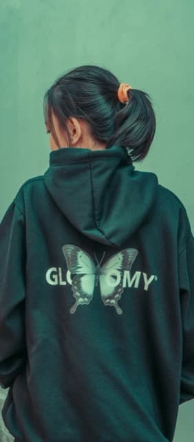 Customer video: green hoodie review